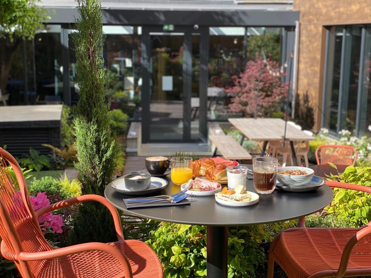 Tribe Paris Batignolles Hotel Exterior photo