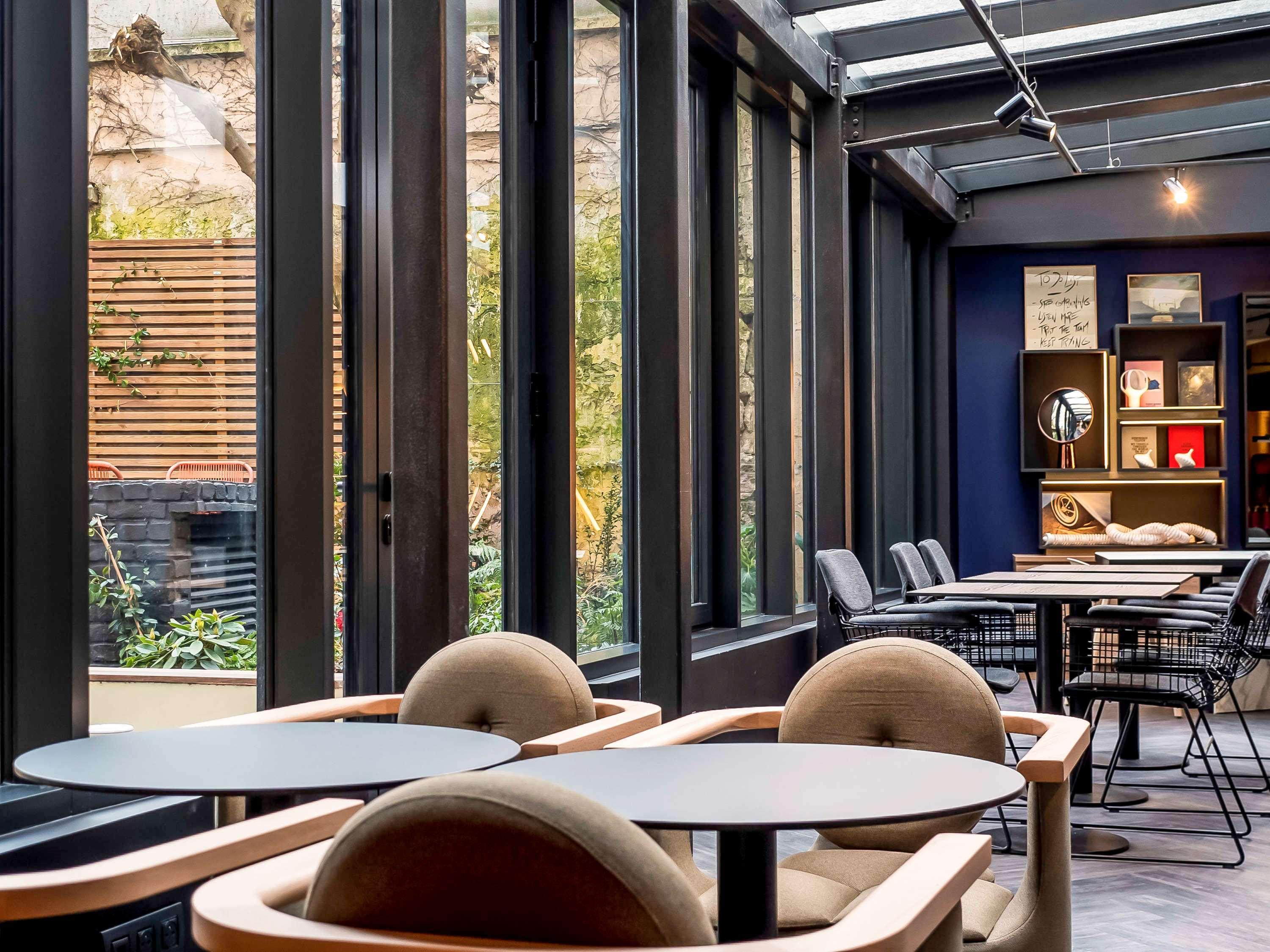 Tribe Paris Batignolles Hotel Exterior photo