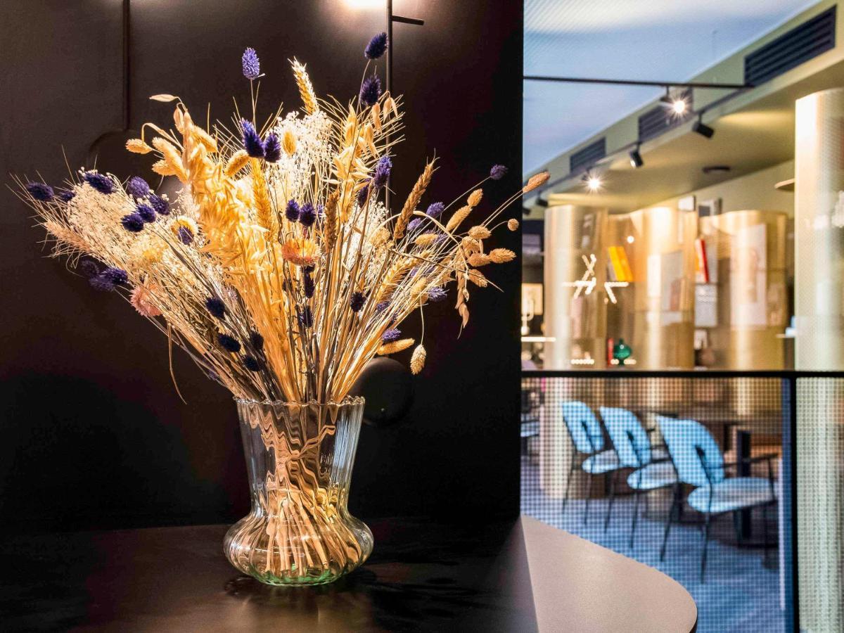 Tribe Paris Batignolles Hotel Exterior photo