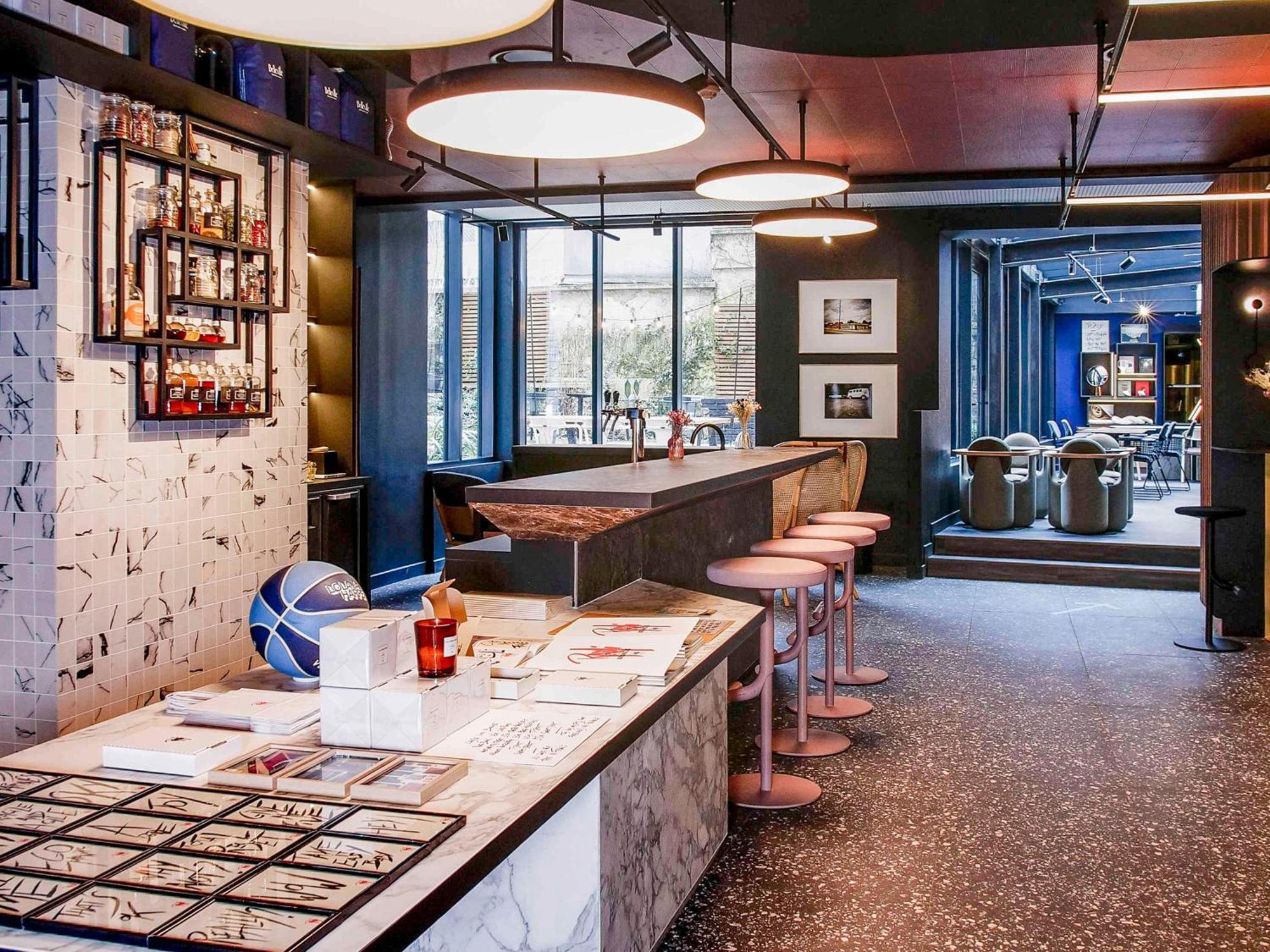Tribe Paris Batignolles Hotel Exterior photo