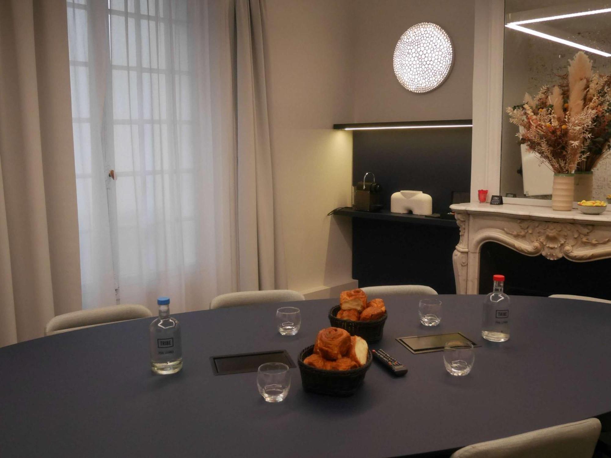 Tribe Paris Batignolles Hotel Exterior photo